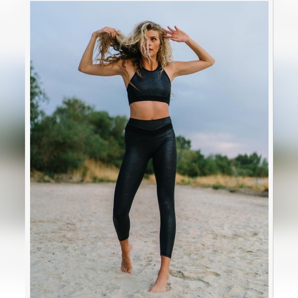 Zyia Kakadu Leggings Size 6-8